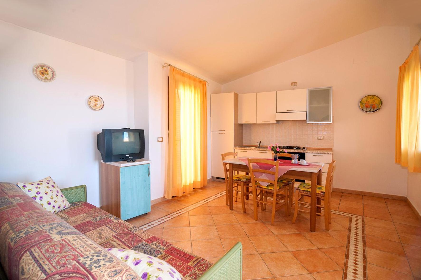Li Troni Aparthotel Budoni Exterior photo