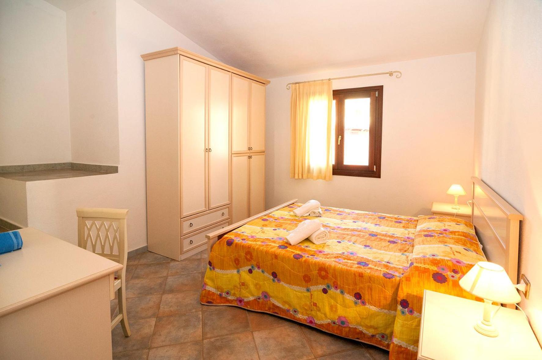 Li Troni Aparthotel Budoni Exterior photo