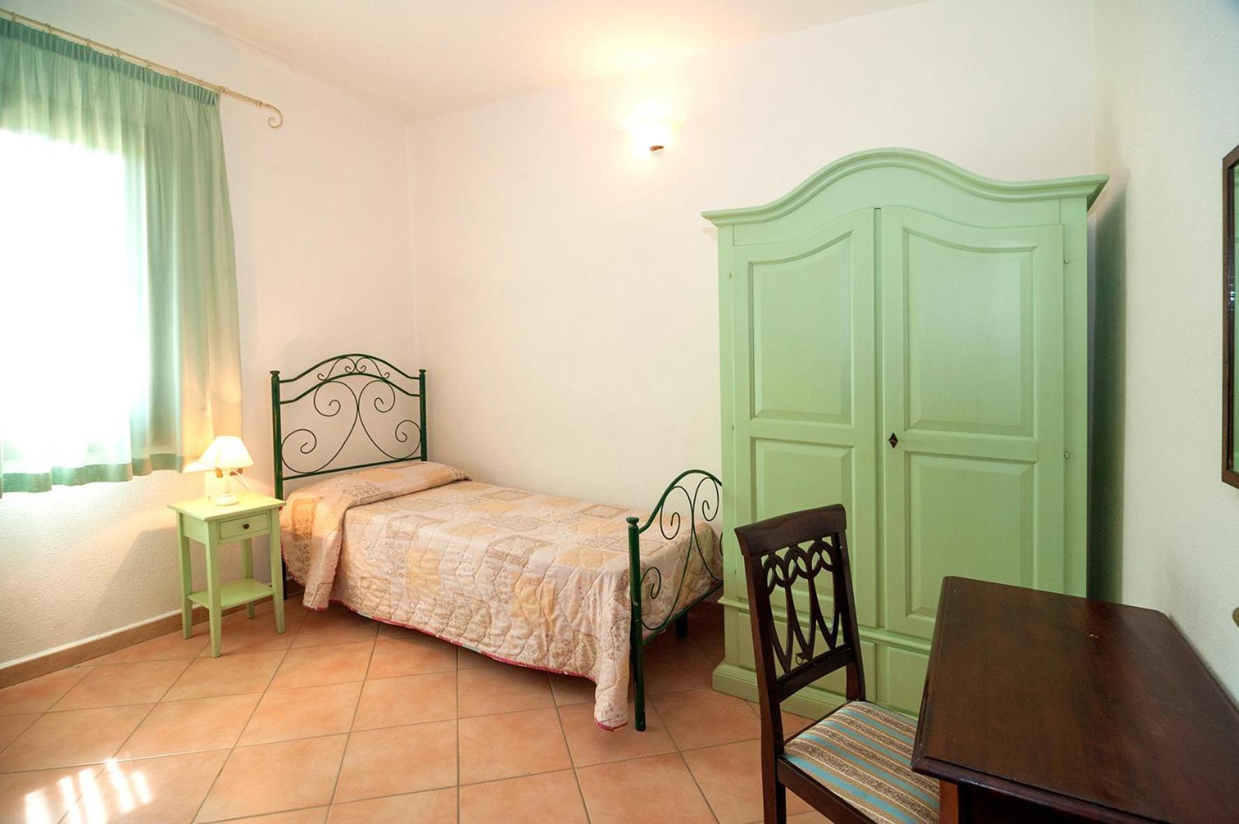 Li Troni Aparthotel Budoni Exterior photo