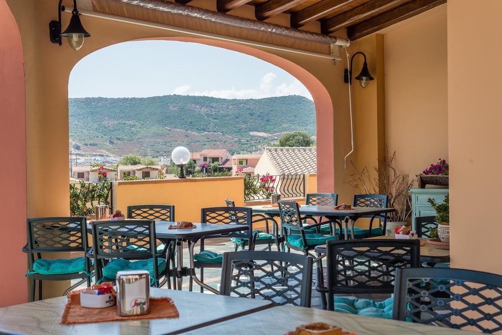 Li Troni Aparthotel Budoni Exterior photo